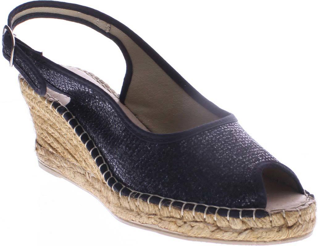 Azura Boltz in Black