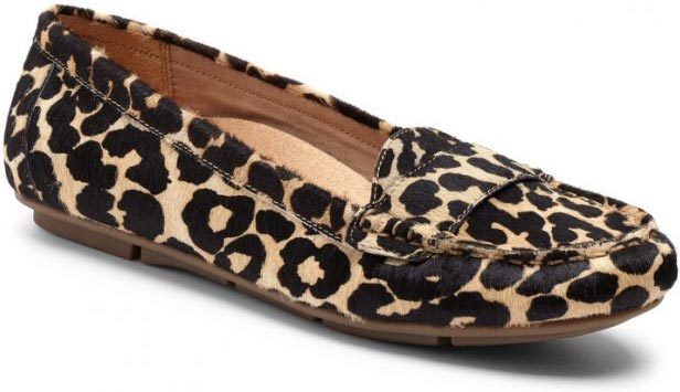 Vionic Larrun in Tan Leopard