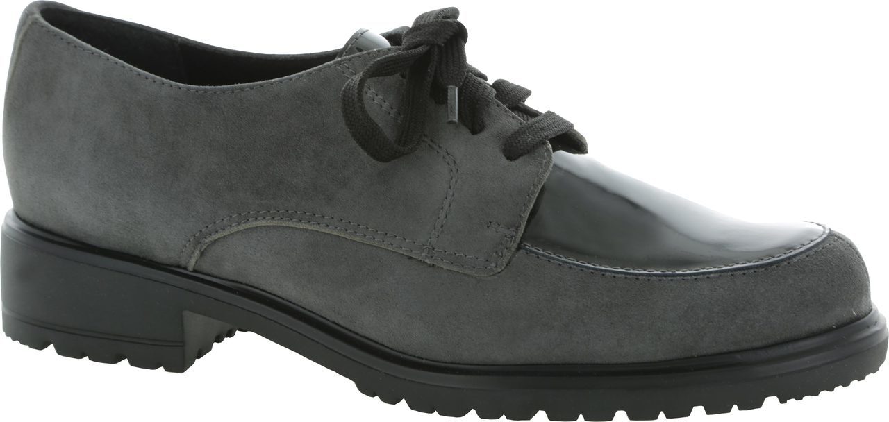 Munro Veranda in Grey Suede/Patent