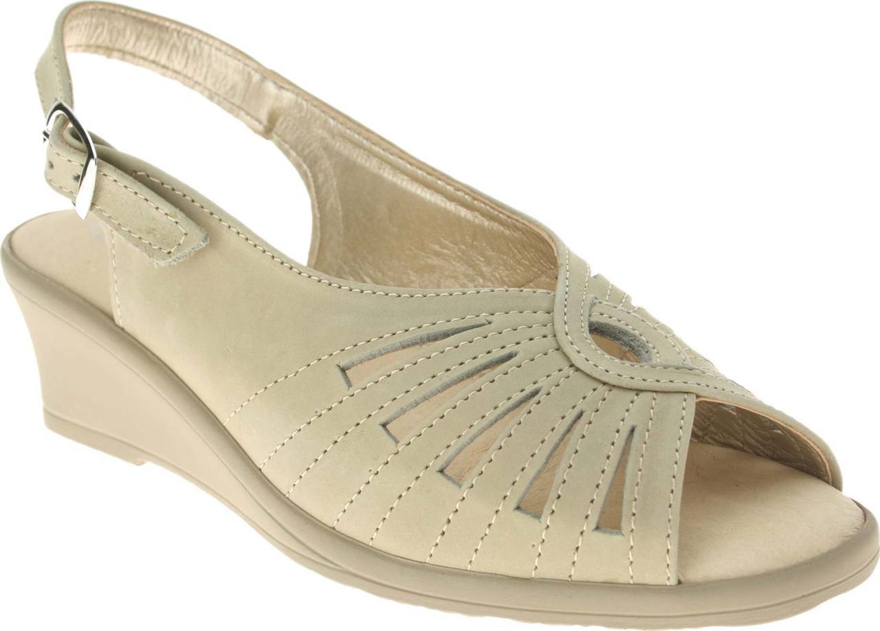 Spring Step Gail in Beige Nubuck